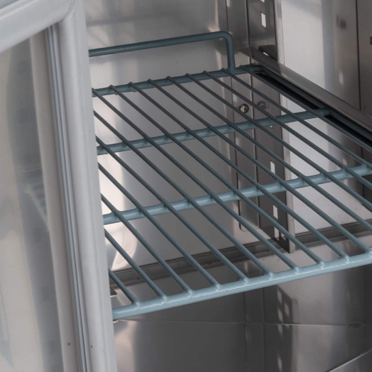 BLIZZARD Compact Single Door Refrigerated Saladette - Image 4