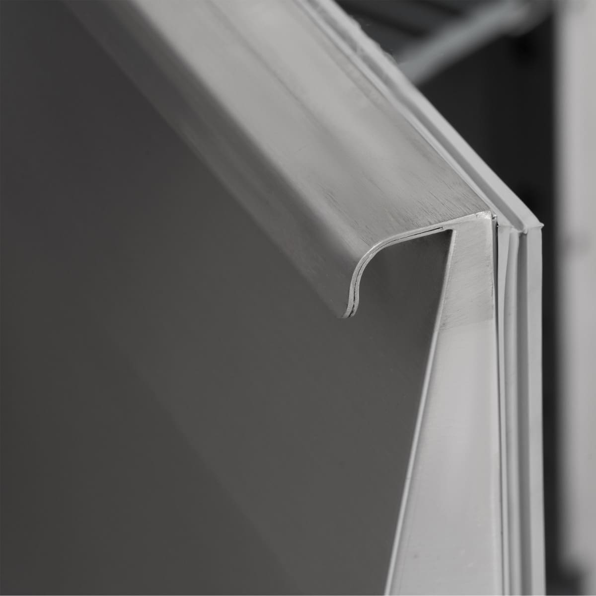 BLIZZARD Slimline Triple Hinged Door Counter Freezer - Image 4